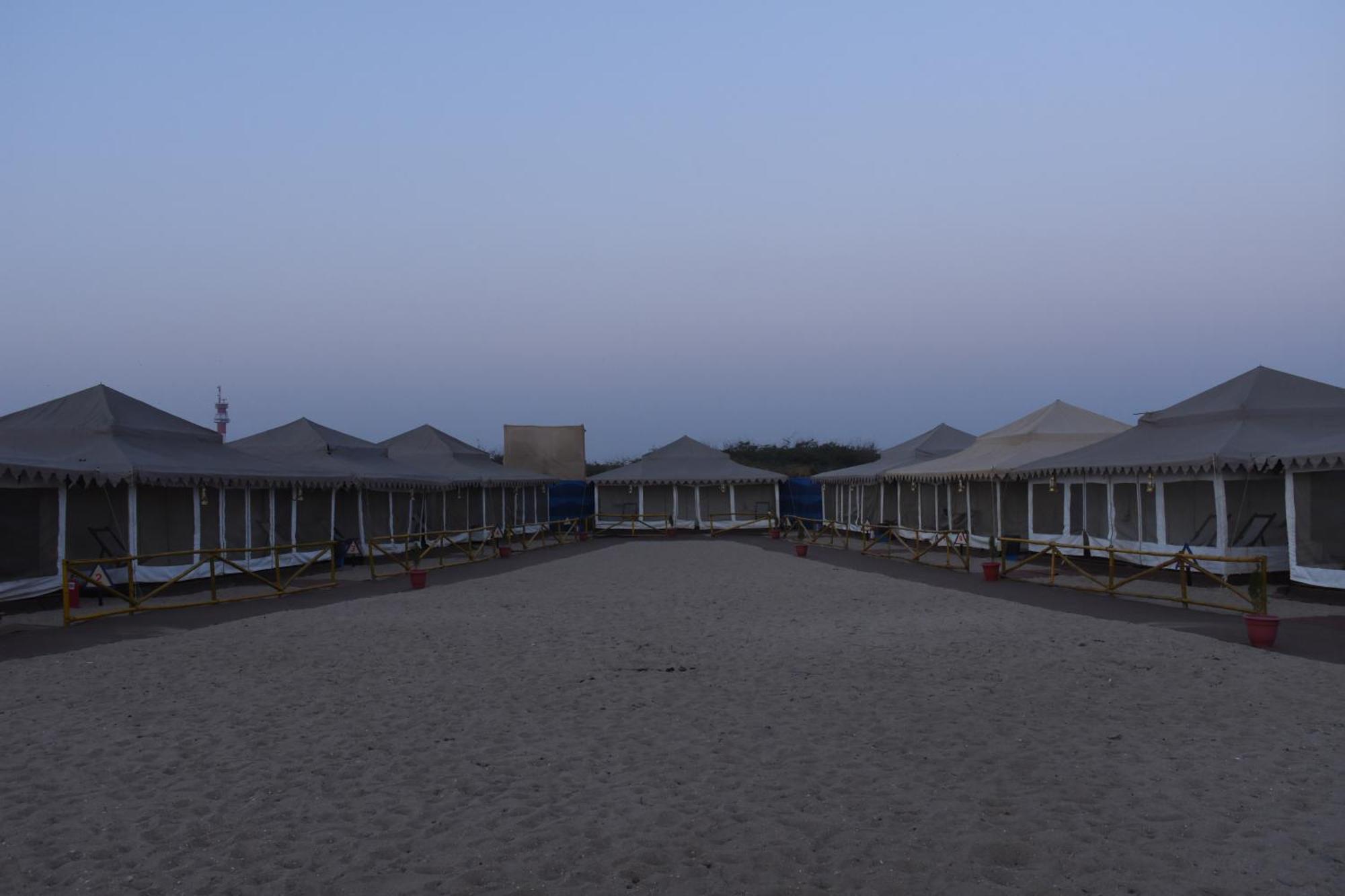 White Sands Bay Mandvi Buitenkant foto